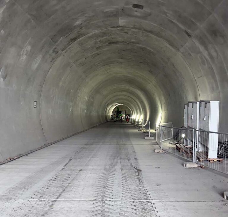 Fotografia z realizácie · Stuttgart Tunnel · 2